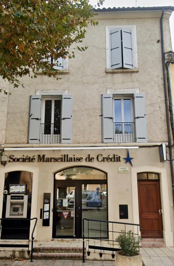Très beau appartement au centre historique de Riez Esterno foto